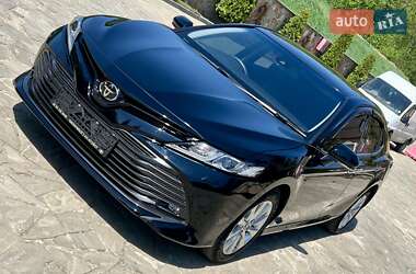 Седан Toyota Camry 2018 в 