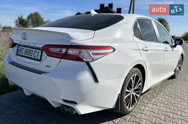 Седан Toyota Camry 2020 в 