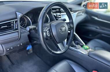 Седан Toyota Camry 2020 в 