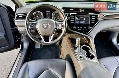 Седан Toyota Camry 2017 в 