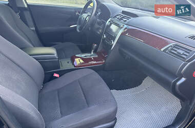 Седан Toyota Camry 2012 в 