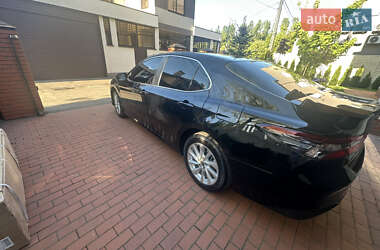 Седан Toyota Camry 2024 в 
