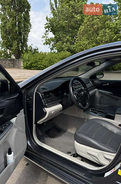 Седан Toyota Camry 2012 в 
