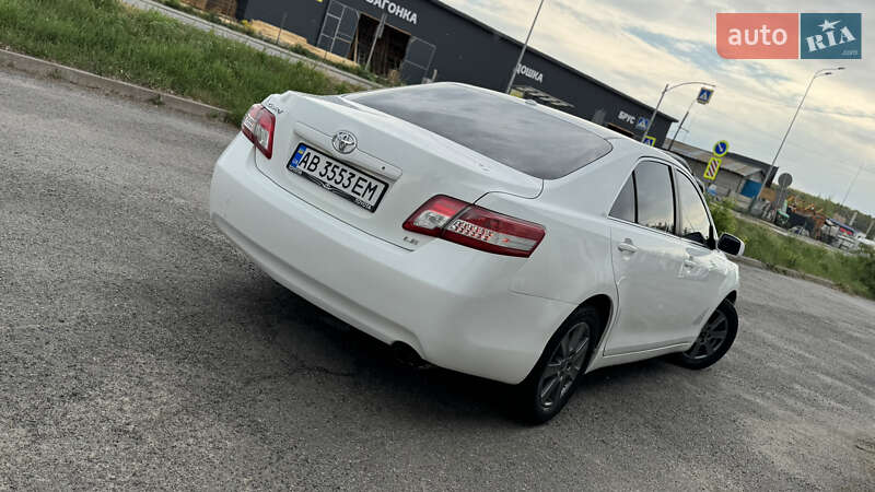 Седан Toyota Camry 2011 в Вінниці