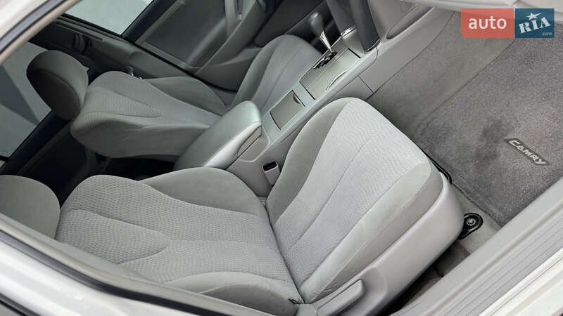 Седан Toyota Camry 2011 в Вінниці