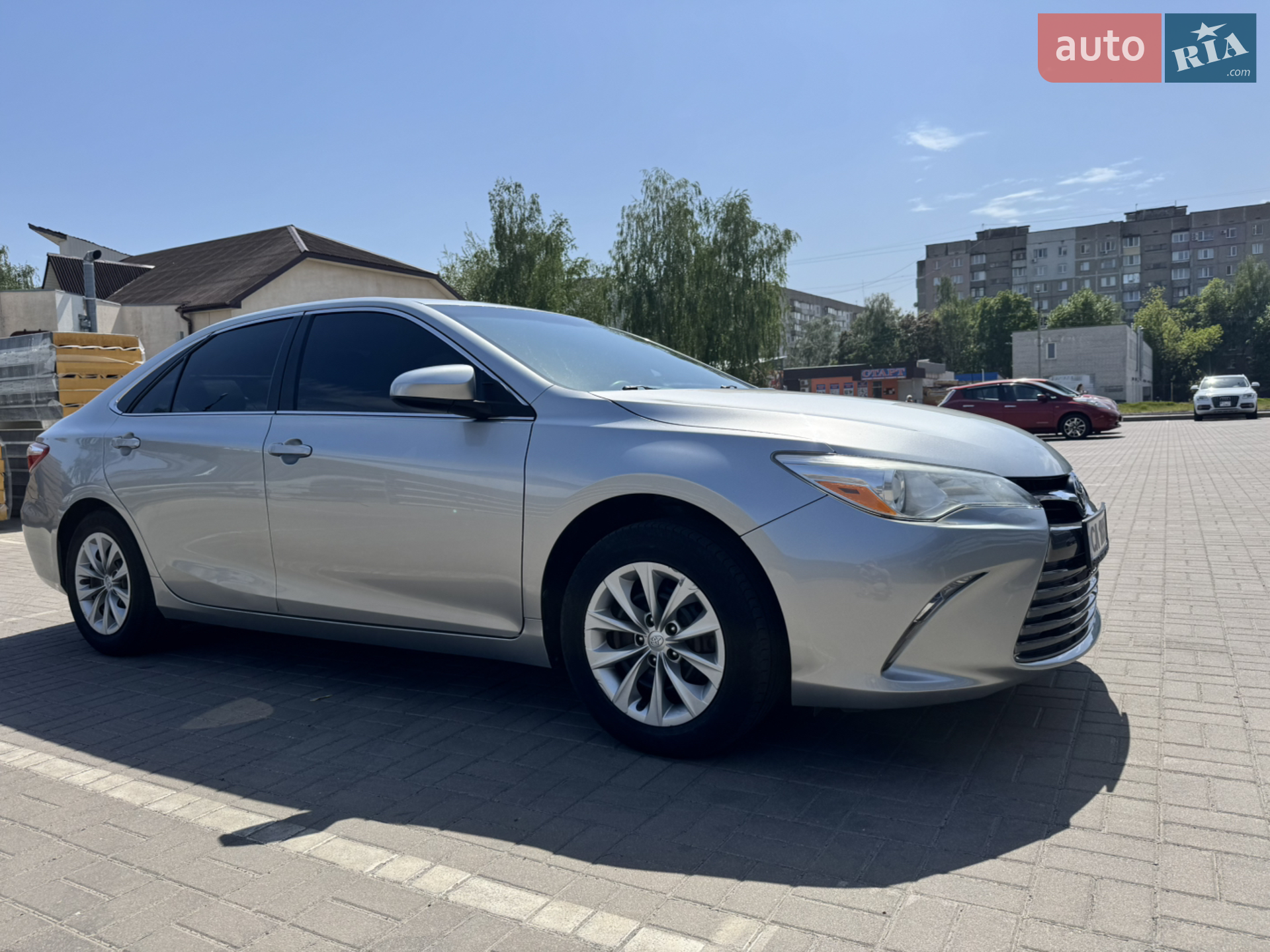 2016 Toyota Camry - мініатюра 16