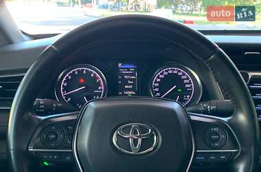 Седан Toyota Camry 2019 в 