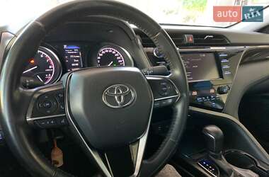 Седан Toyota Camry 2019 в 