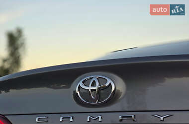 Седан Toyota Camry 2022 в 