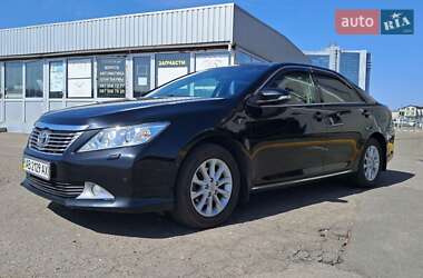 Седан Toyota Camry 2013 в 