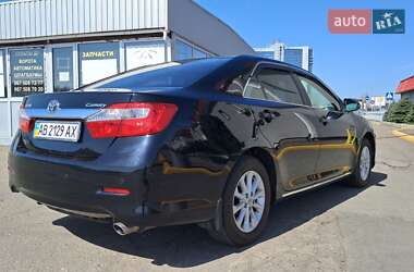 Седан Toyota Camry 2013 в 