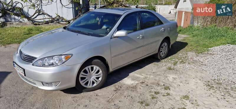Седан Toyota Camry 2004 в Черкассах фото 5 Седан Toyota Camry 2004 в Черкассах