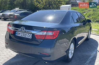 Седан Toyota Camry 2012 в 