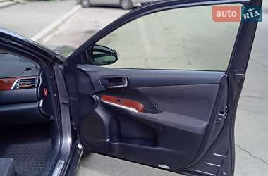 Седан Toyota Camry 2013 в 