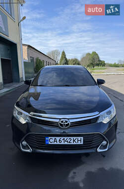 Седан Toyota Camry 2014 в Черкассах