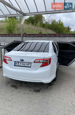 Седан Toyota Camry 2015 в 