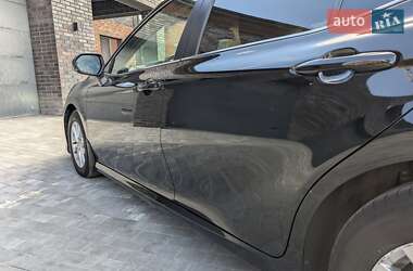 Седан Toyota Camry 2018 в 