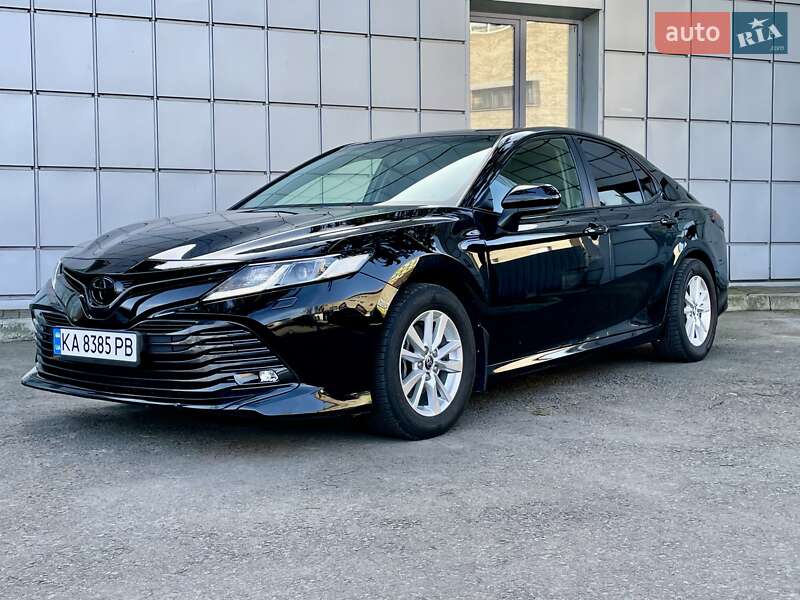 Toyota Camry 2018