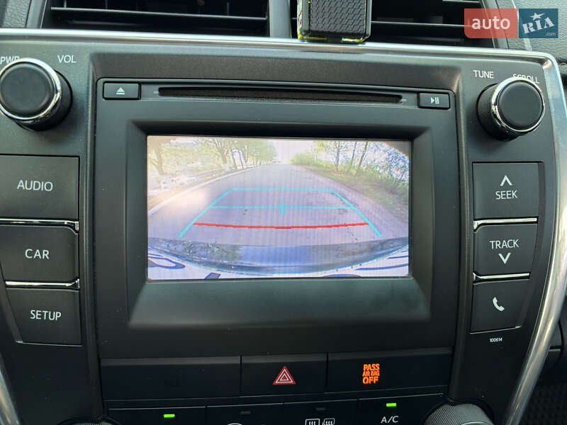 Седан Toyota Camry 2015 в Гайсине