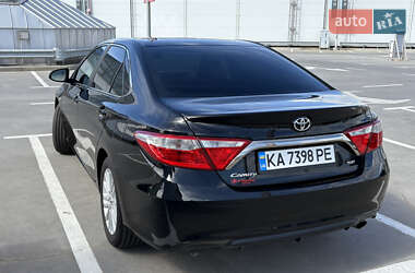 Седан Toyota Camry 2017 в 