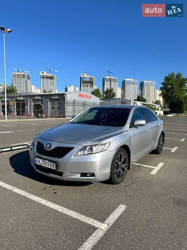 Toyota Camry 2008