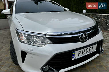 Седан Toyota Camry 2016 в Тульчине