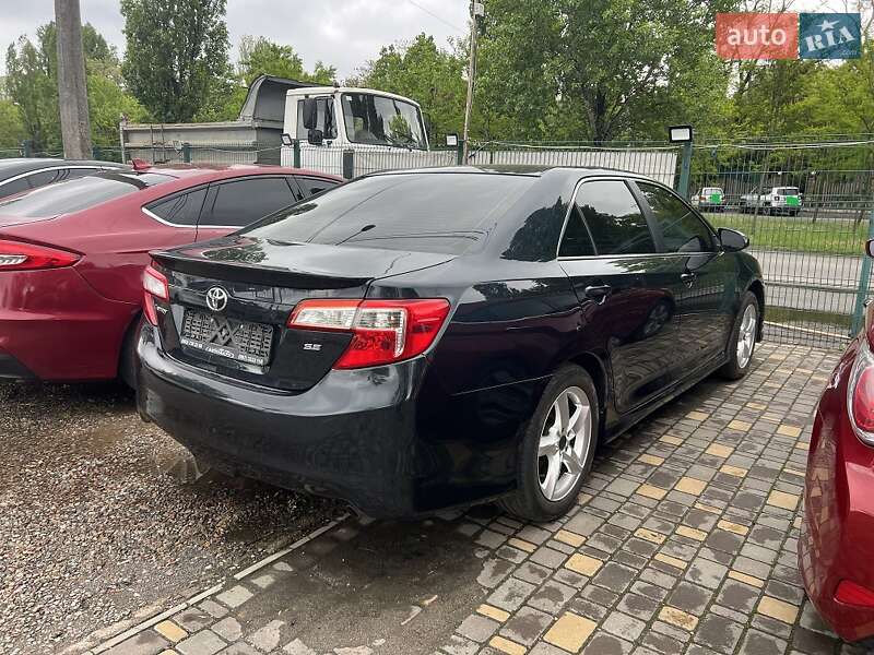 Седан Toyota Camry 2015 в Одессе