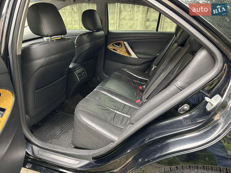 Седан Toyota Camry 2007 в Мукачевому