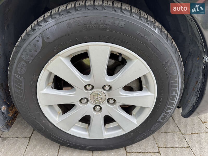 Седан Toyota Camry 2007 в Мукачевому