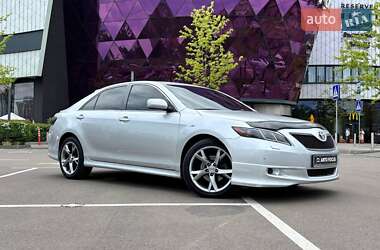 Седан Toyota Camry 2008 в Киеве