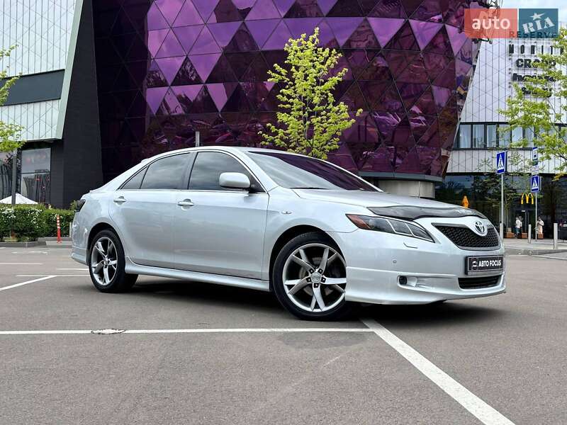 Седан Toyota Camry 2008 в 