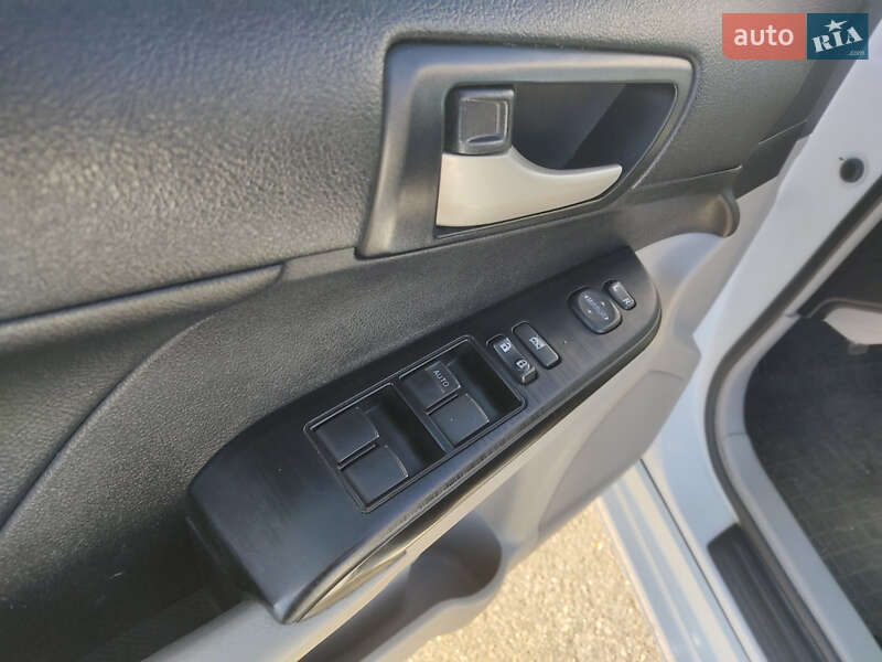 Седан Toyota Camry 2013 в Житомирі