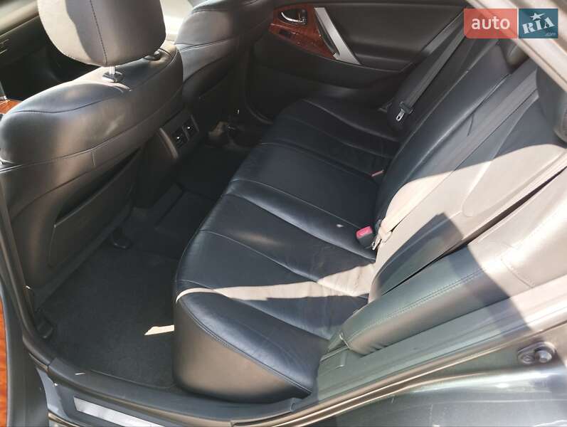 Седан Toyota Camry 2007 в Львове