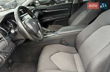 Седан Toyota Camry 2018 в 