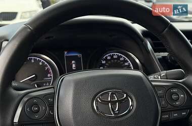 Седан Toyota Camry 2018 в 