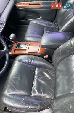 Седан Toyota Camry 2002 в 