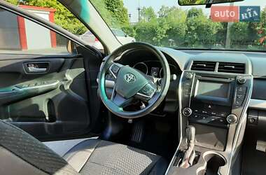 Седан Toyota Camry 2015 в 