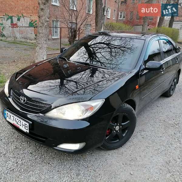 Toyota Camry 2003