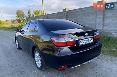 Седан Toyota Camry 2016 в 