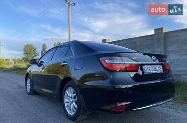 Седан Toyota Camry 2016 в 