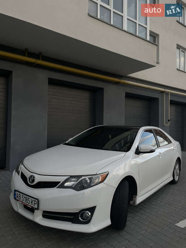 Седан Toyota Camry 2014 в Вінниці фото 4 Седан Toyota Camry 2014 в Вінниці