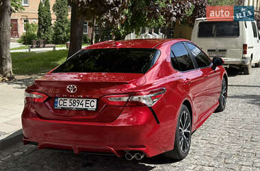 Седан Toyota Camry 2018 в 