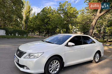 Седан Toyota Camry 2012 в 