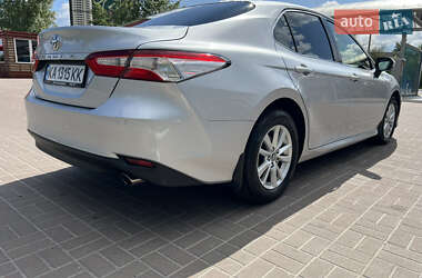 Седан Toyota Camry 2018 в 
