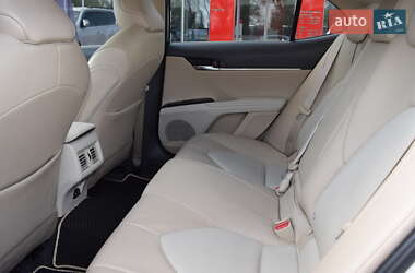 Седан Toyota Camry 2020 в 