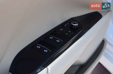 Седан Toyota Camry 2020 в 