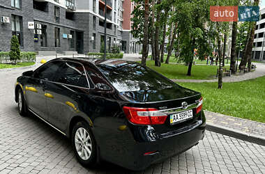 Седан Toyota Camry 2012 в 