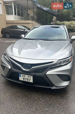 Седан Toyota Camry 2020 в Дніпрі