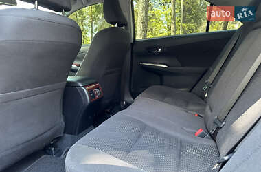 Седан Toyota Camry 2014 в 
