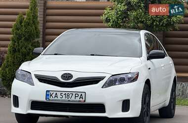 Седан Toyota Camry 2010 в Киеве